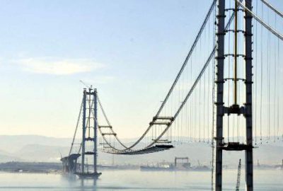 İki yaka birleşiyor