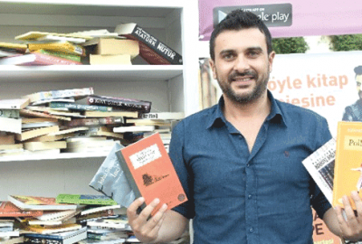 Gökhan Tepe’den 2 bin kitap