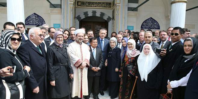 Cumhurbaşkanı Erdoğan, ABD’de cami açılışı yaptı