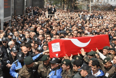 Şehitlere hazin veda