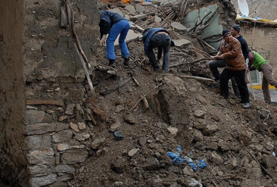 Hakkari’de ev çöktü: 4 ölü, 1 yaralı
