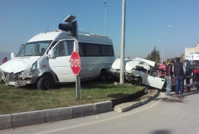 Tavşanlı’da Trafik Kazası: 1 Ölü, 2 Yaralı