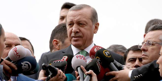 Erdoğan: ‘Allah bu tiplerden Türk demokrasisini korusun’