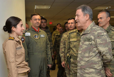 Orgeneral Akar birlikleri denetledi