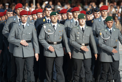 Alman ordusunda ‘radikal İslamcı’ avı