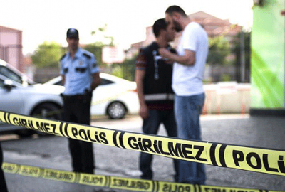 Korkunç cinayet! Annesinin başını keserek öldürdü