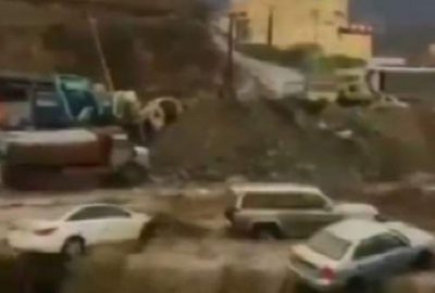 Suudi Arabistan’ı sel vurdu: En az 18 ölü!