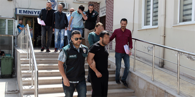 Bursa polisinden 3 farklı operasyon, nefes kesen kovalamaca