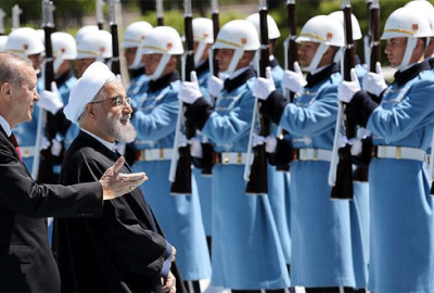 Erdoğan, Ruhani’yi resmi törenle karşıladı