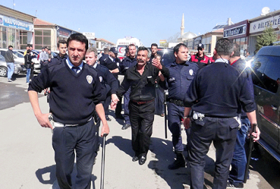 Otomobil pazarında cinsel taciz hesaplaşması: 17 yaralı