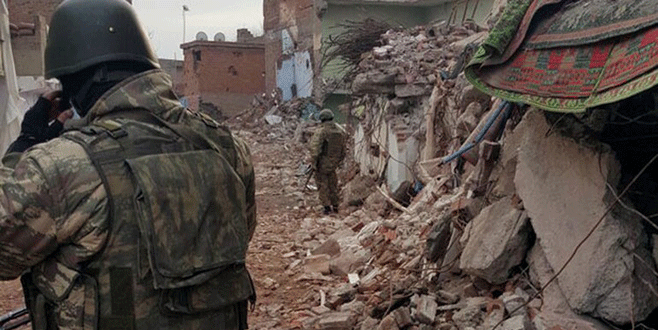 Kars’ta çatışma çıktı! Yaralı askerler var…