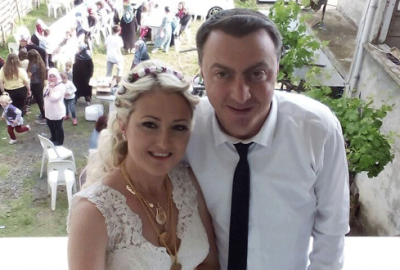 Karnındaki bebeğiyle can verdi