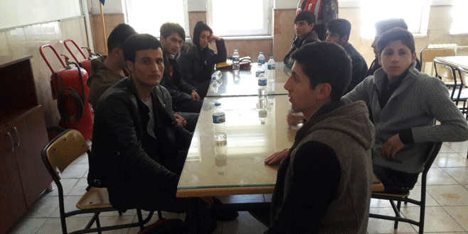 Bursa’da 9 Afgan kaçak yakalandı