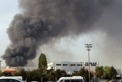 Kağıt deposunda yangın
