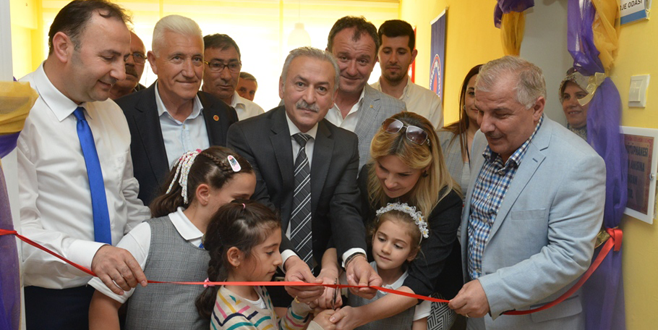 Öğrencilerin kütüphane sevinci