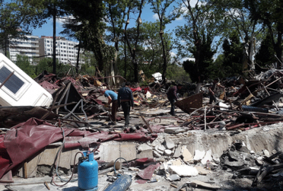 Ünlü eğlence mekanı yıkıldı