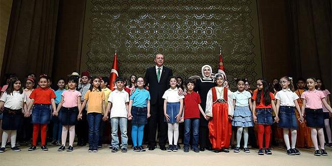 Erdoğan: ‘Biz çocuklarımıza güveniyoruz’