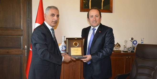 ‘Bursa’ya yatırım getirmeyi hedefliyoruz’