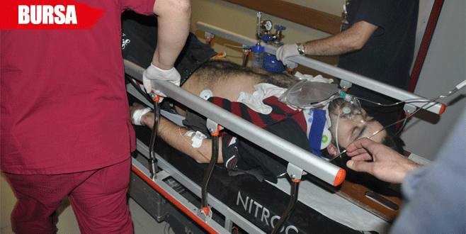 Fabrika çatısından düşen genç ağır yaralandı