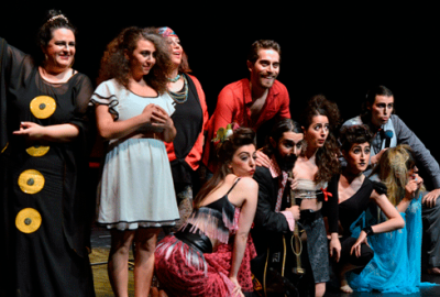 Nilüfer’de tiyatro şenliği sürüyor