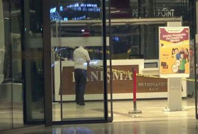 AVM’ye gece yarısı silahlı baskın!