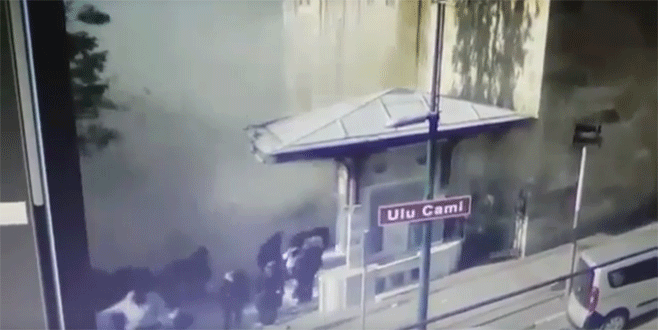 İşte Bursa Ulucami’deki patlama anı!