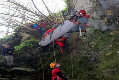 Bursa’da mağaradan yaralı kurtarma tatbikatı nefes kesti!