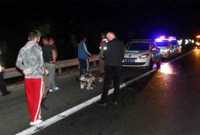 Emniyet şeridinde feci ölüm