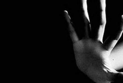 Parkta oyun oynayan 3 yaşındaki çocuğu…