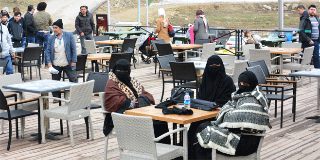 Arap turistler Uludağ’dan vazgeçemiyor