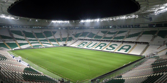 Kombineye yağmur engeli