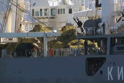 Rus askeri gemisi Boğaz’dan böyle geçti