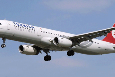 Başbakan yardımcısının uçağı zorunlu iniş yaptı