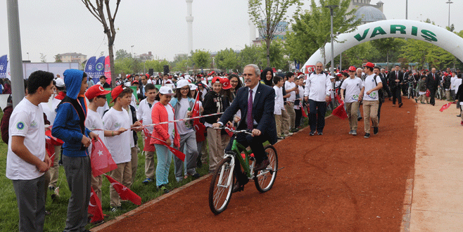Sağlıklı yaşam için yürüdüler