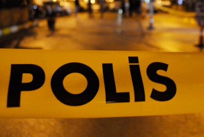 Polis memuru tartıştığı eski kız arkadaşını sokak ortasında…