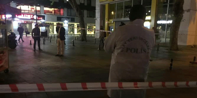 Taksicilerle dolmuşçular birbirine girdi: 1 yaralı