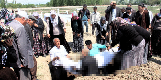 Bursa’daki canlı bomba Iğdır’da toprağa verildi