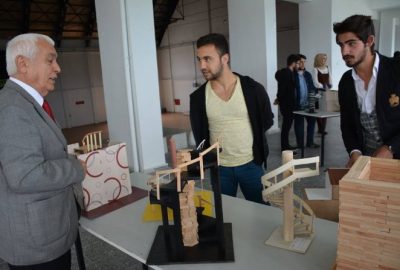 Öğrencilerden Mimari Maket Sergisi