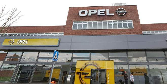 Opel’de ‘egzoz emisyon hilesi’ iddiası