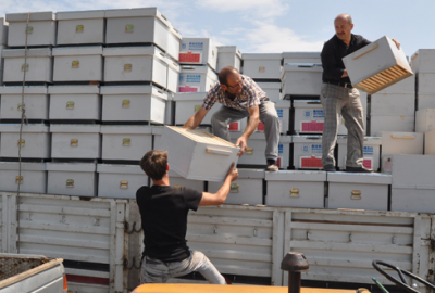 İnegöllü arıcılara kovan desteği