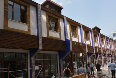 Belediye binasına çini kaplama