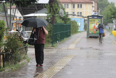 Bursalılar yağmura hazırlıksız yakalandı