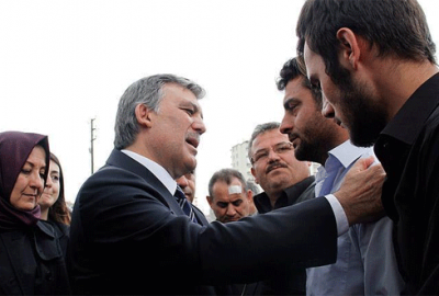 Abdullah Gül’den şehit ailesine taziye ziyareti