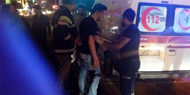 Bursa’da Beşiktaş’ın şampiyonluğunu kutlarken bıçaklandı