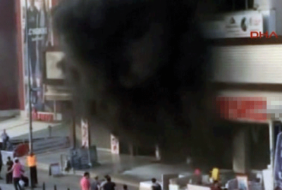 İş merkezindeki yangında can pazarı