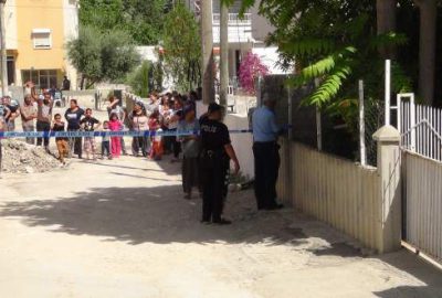 Korkunç olay! Annesinin başını kesti ve…