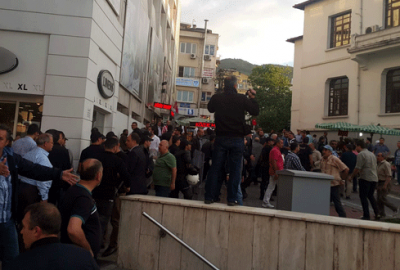 Bursa’da yasadışı gösteriye müdahale