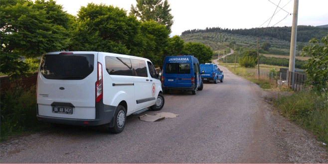 Eski vekilin boşandığı eşini öldürdü, sonra da…