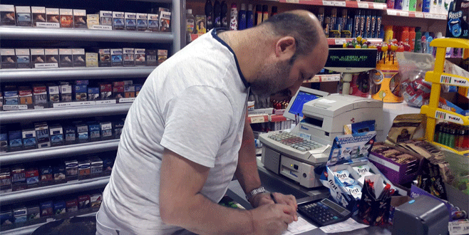 Kuru sıkı tabanca ile market soydu