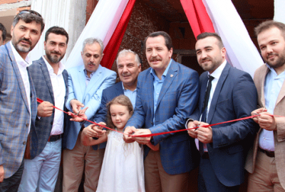 Memura göl manzaralı ev